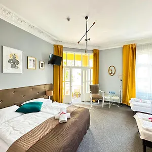 Maison d'hôtes Expolis - Center Mtp Targi - 24h #betterthanyourex